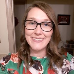 Meet your Posher, Alecia
